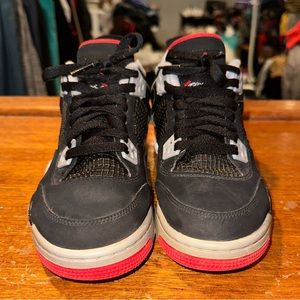 Kids Jordan 4 bred size 6y